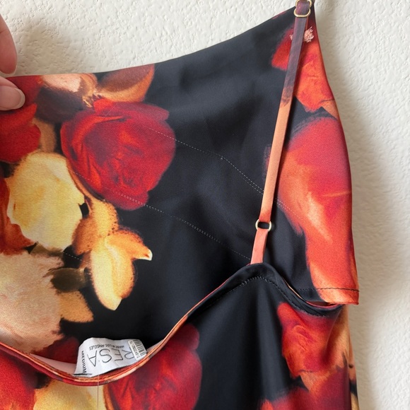 RESA Margot Dress - Picture 8 of 11